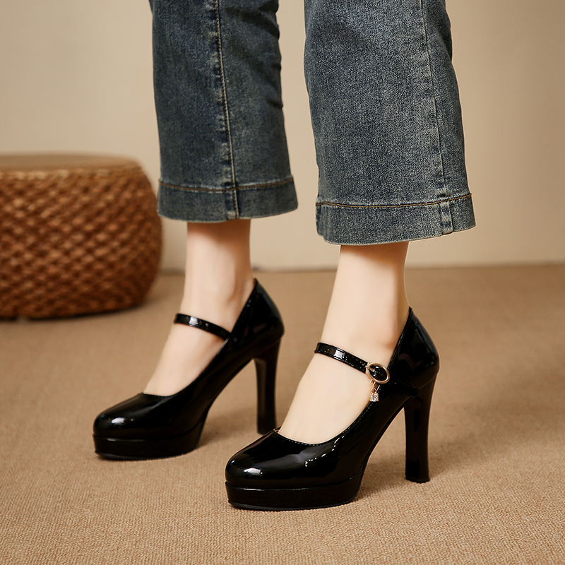 Women's classic round-toe plat – Leather Classic Strap recenzja i cena